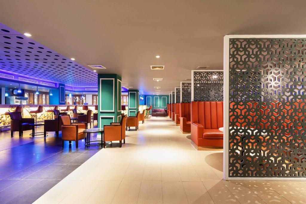 Dhaka Regency Hotel & Resort Luaran gambar