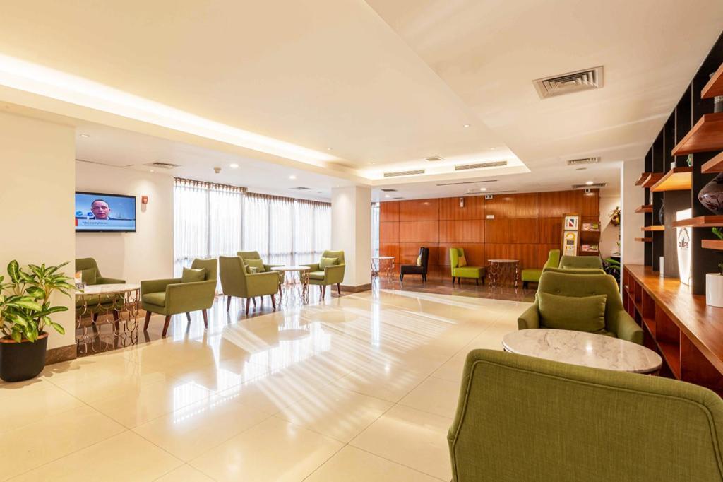 Dhaka Regency Hotel & Resort Luaran gambar