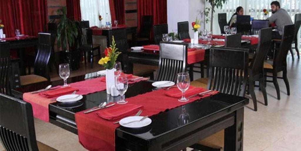 Dhaka Regency Hotel & Resort Luaran gambar