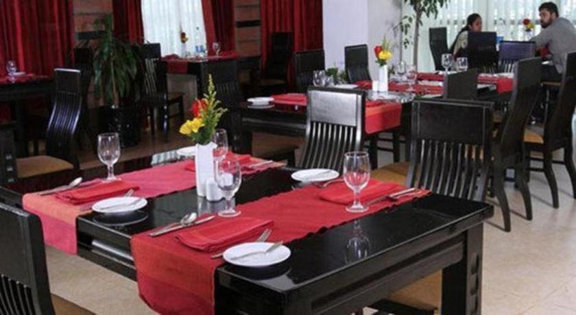 Dhaka Regency Hotel & Resort Luaran gambar